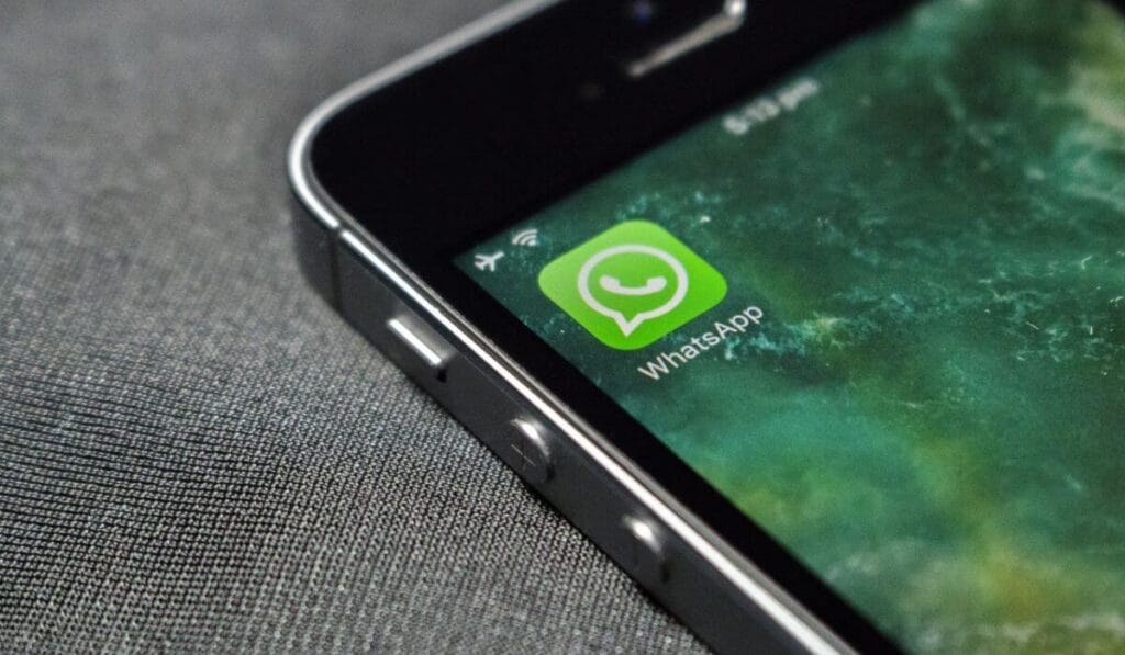 Atendimento via WhatsApp em clínicas e hospitais