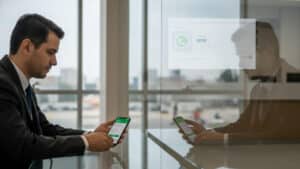 Quem integra WhatsApp ao Philips Tasy?